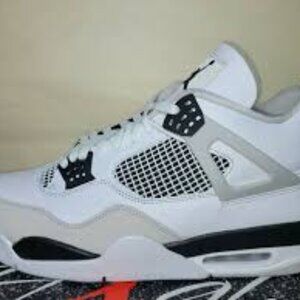 Jordan "Military Blacks" 4s Retros